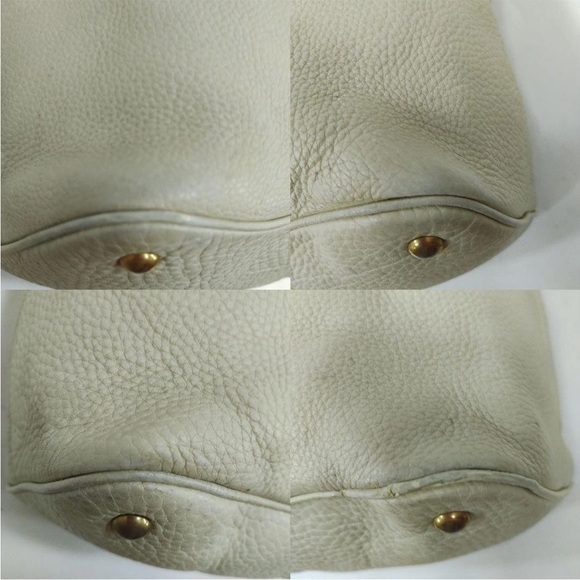 Gucci Cream Leather Shoulder Bag - Picture 7 of 11